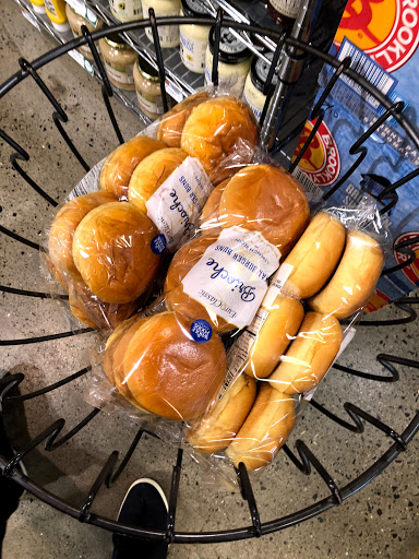 Grocery Store «Whole Foods Market», reviews and photos, 1686 Boston Post Rd, Milford, CT 06460, USA