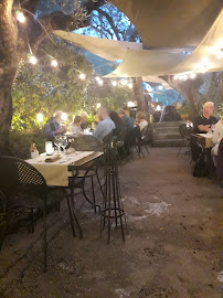 Atmosphère du Restaurant français Roche Belle à La Ciotat - n°15