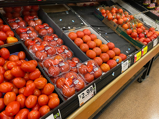 Grocery Store «Stop & Shop», reviews and photos, 713 E Broadway, South Boston, MA 02127, USA