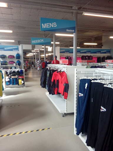 Stores to buy men's sweatpants Stockport