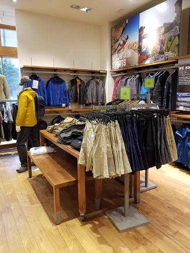 Clothing Store «Eddie Bauer», reviews and photos, 3625 Dallas Hwy, Marietta, GA 30064, USA