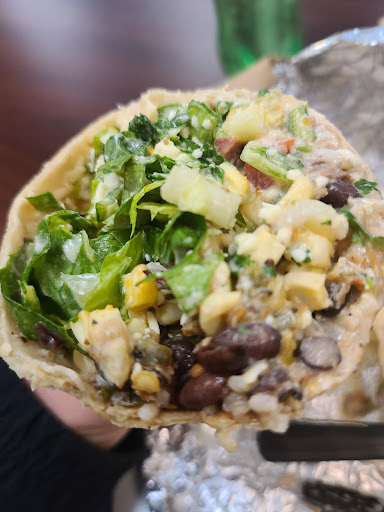 Mexican Restaurant «Chipotle Mexican Grill», reviews and photos, 900 N Austin Ave, Georgetown, TX 78628, USA