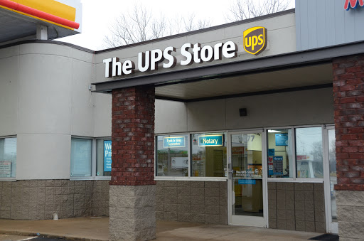 Shipping and Mailing Service «The UPS Store», reviews and photos, 1477 Tiny Town Rd, Clarksville, TN 37042, USA