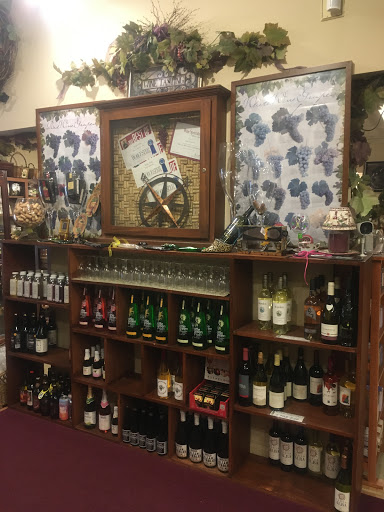Wine Store «Wine Vine», reviews and photos, 142 Highland St, Worcester, MA 01609, USA