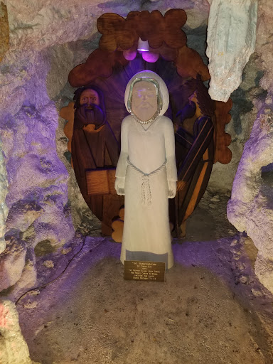 Cemetery «Memorial Park Funeral Home & Cemetery», reviews and photos, 5668 Poplar Ave, Memphis, TN 38119, USA