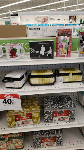 Fabric Store «Jo-Ann Fabrics and Crafts», reviews and photos, 23125 W Outer Dr, Allen Park, MI 48101, USA