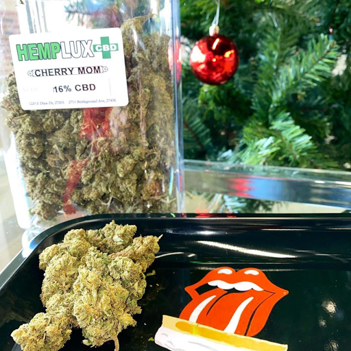 Tobacco Shop «Smoke House Vapes & Tobacco», reviews and photos, 3808 High Point Rd, Greensboro, NC 27407, USA