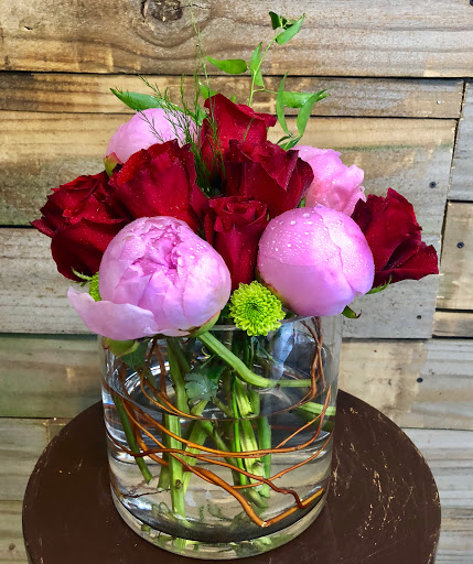 Florist «Greenspoint Florist», reviews and photos, 514 Gulf Bank Rd, Houston, TX 77037, USA