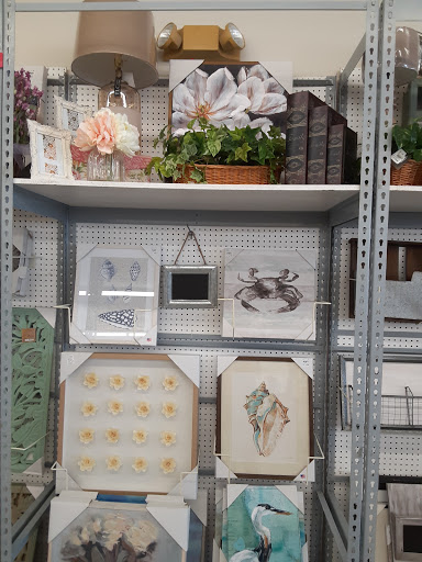 Home Goods Store «Tuesday Morning», reviews and photos, 6808 Huebner Rd, San Antonio, TX 78238, USA