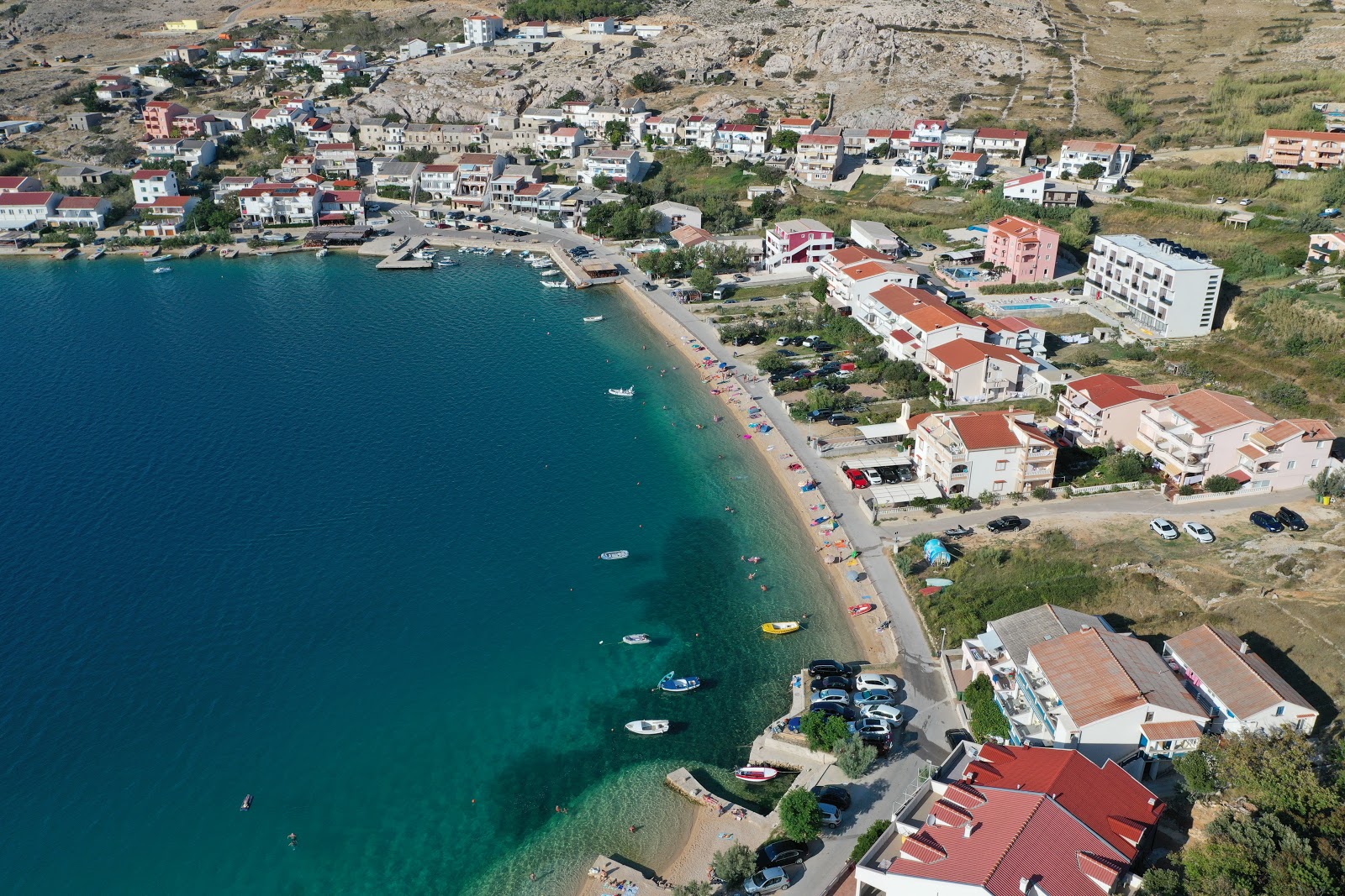 Foto von Metajna beach mit geräumige bucht