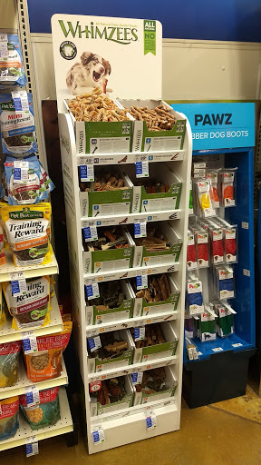 Pet Supply Store «PetSmart», reviews and photos, 320 W Town Square Way, Oak Creek, WI 53154, USA