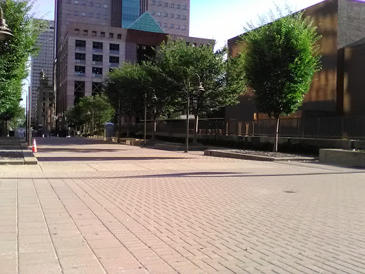 Performing Arts Theater «The Kentucky Center for the Performing Arts», reviews and photos, 501 W Main St, Louisville, KY 40202, USA