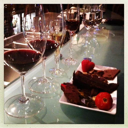 Wine Bar «WineTastic Wine Bar and Retail Store», reviews and photos, 4140 Lemmon Ave #130, Dallas, TX 75219, USA