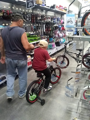 Department Store «Walmart Supercenter», reviews and photos, 13245 Lee Hwy, Bristol, VA 24202, USA