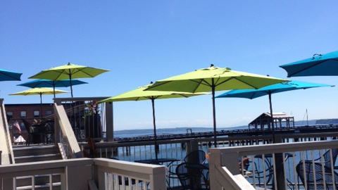 Quench Waterfront Kitchen & Bar 98368