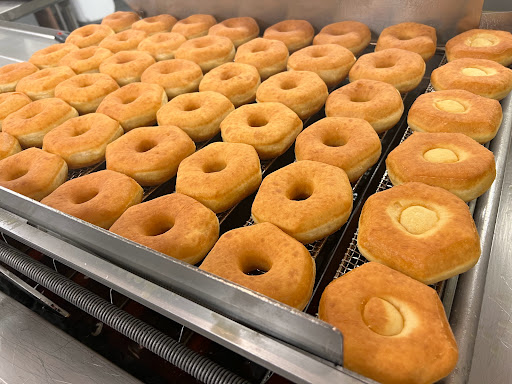 Donut Shop «Shipley Do-Nuts», reviews and photos, 1500 W Hebron Pkwy #100, Carrollton, TX 75010, USA