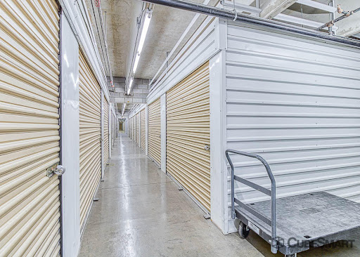 Self-Storage Facility «Storage West», reviews and photos, 7007 E Bell Rd, Scottsdale, AZ 85254, USA