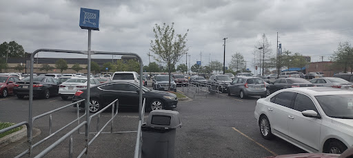 Department Store «Walmart Supercenter», reviews and photos, 3132 College Dr, Baton Rouge, LA 70808, USA