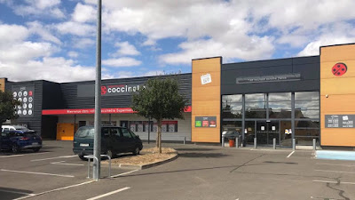 Coccinelle Supermarché à Sours