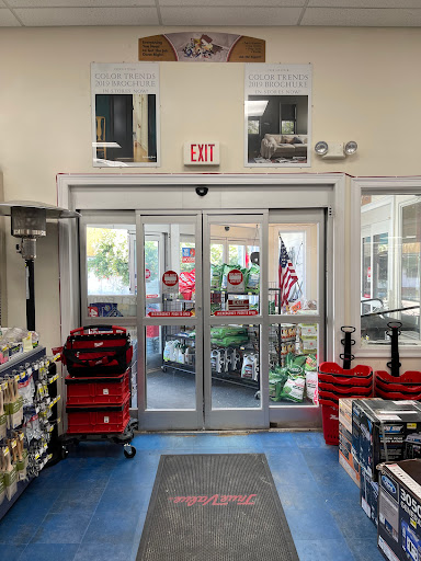 Home Improvement Store «Lands End Marine Supply», reviews and photos, 337 Commercial St, Provincetown, MA 02657, USA