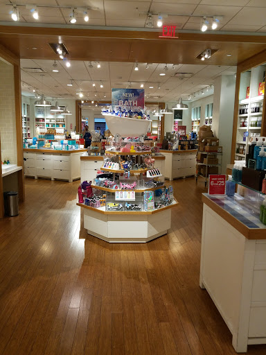 Shopping Mall «Westside Pavilion», reviews and photos, 10800 W Pico Blvd #312, Los Angeles, CA 90064, USA