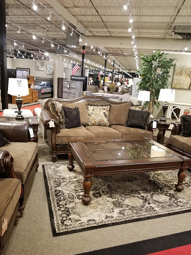 Furniture Store «Furniture Deals», reviews and photos, 14121 US-40, Kansas City, MO 64136, USA