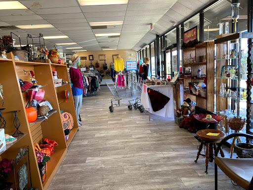 Thrift Store «Coat of Many Colors», reviews and photos, 625 Harwood Rd, Bedford, TX 76021, USA