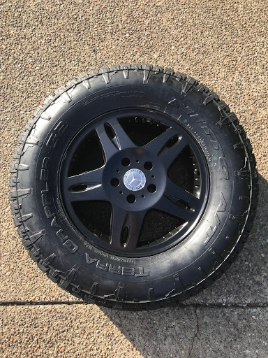 Tire Shop «Discount Tire Store - Beaverton, OR», reviews and photos, 18643 NW Eider Ct, Beaverton, OR 97006, USA