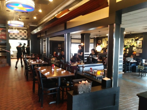 Québécois restaurant Arlington