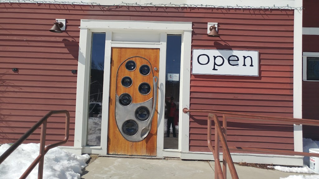 One Radish Eatery 05477