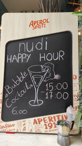 Nudibranch Athens Ανοιχτές ώρες