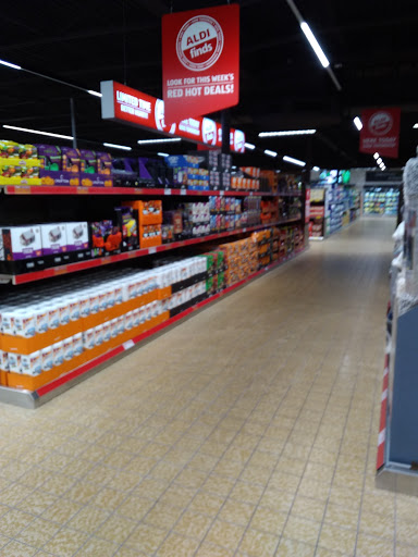 Supermarket «ALDI», reviews and photos, 1114 S Main St, West Bend, WI 53095, USA
