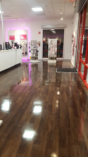 Cell Phone Store «T-Mobile», reviews and photos, 11511 San Pablo Ave A, El Cerrito, CA 94530, USA
