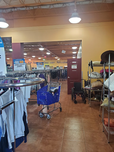 Thrift Store «Goodwill West Palm Beach/South Dixie Store & Donation Center», reviews and photos
