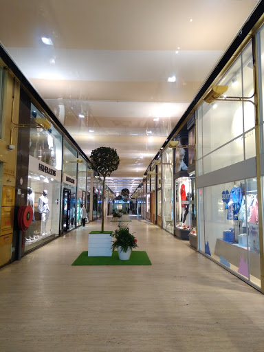Saint Laurent stores Brussels