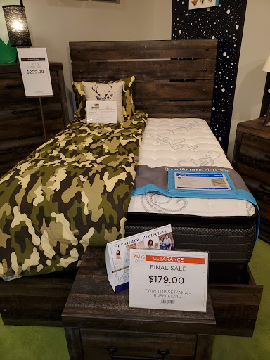 Furniture Store «Ashley Furniture HomeStore», reviews and photos, 2804 Interstate 45 N, Conroe, TX 77303, USA