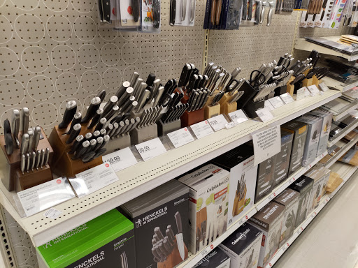 Department Store «Target», reviews and photos, 1111 Brook Forest Ave, Shorewood, IL 60404, USA