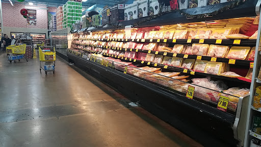 Mexican Grocery Store «El Rancho Supermarket», reviews and photos, 1212 N Beach St, Fort Worth, TX 76111, USA