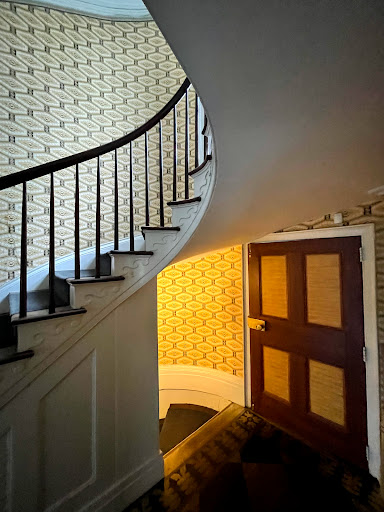 Bar «Tree House Savannah», reviews and photos, 309 West St. Julian Street, Savannah, GA 31401, USA