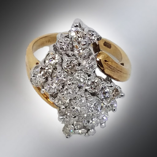 Jewelry Store «Saatchi Jewelry», reviews and photos, 4545 Austin Blvd, Island Park, NY 11558, USA