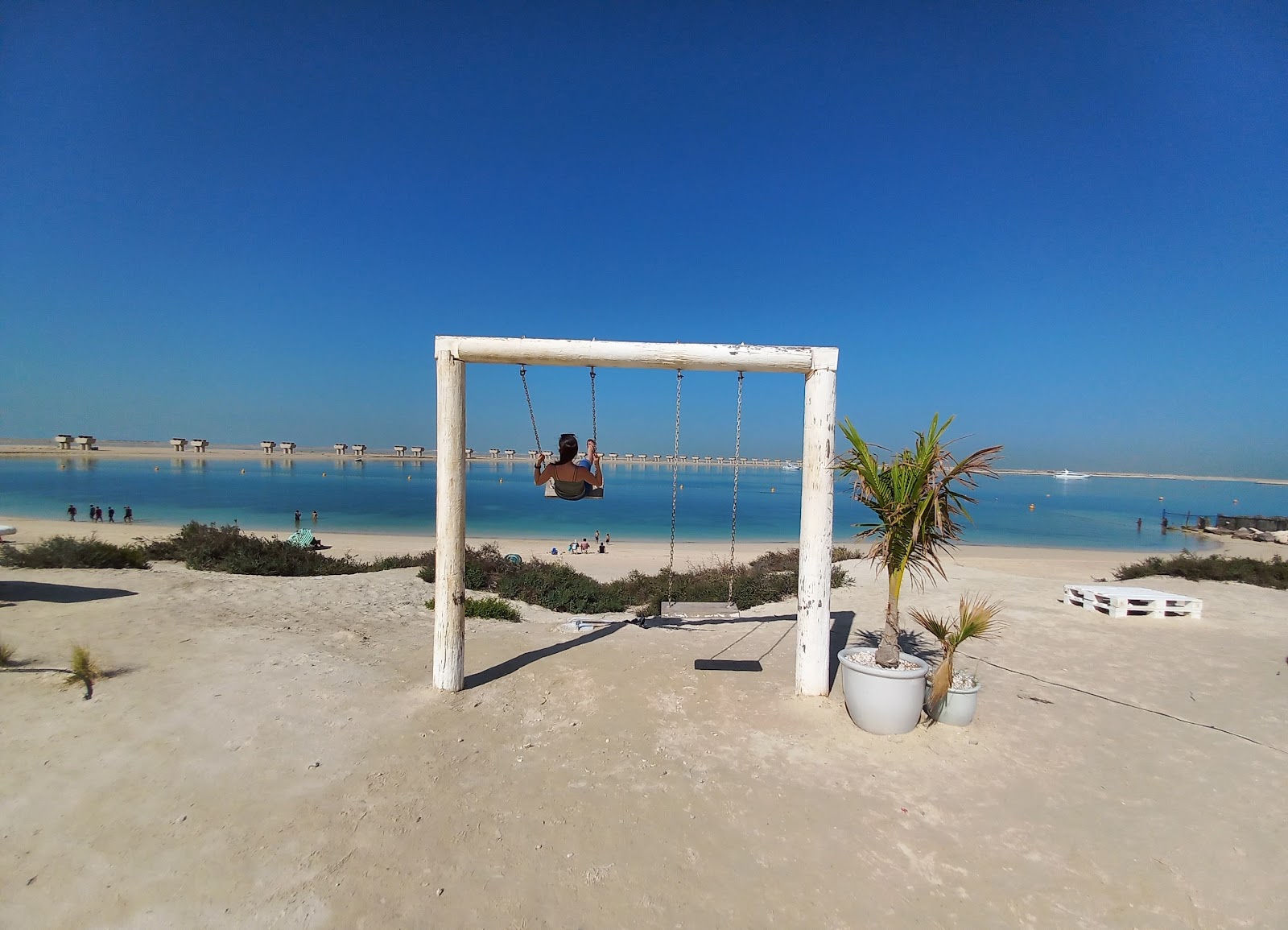 Foto av Jebel Ali Beach - bra husdjursvänlig plats för semester