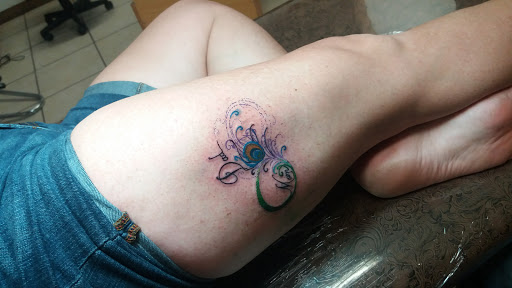 Tattoo Shop «Untouchable Ink», reviews and photos, 204 S Spring Garden Ave, DeLand, FL 32720, USA