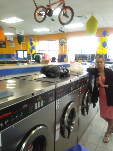Laundromat «Clean Rite Center 24 HOURS», reviews and photos, 4352 Bronx Blvd, Bronx, NY 10466, USA