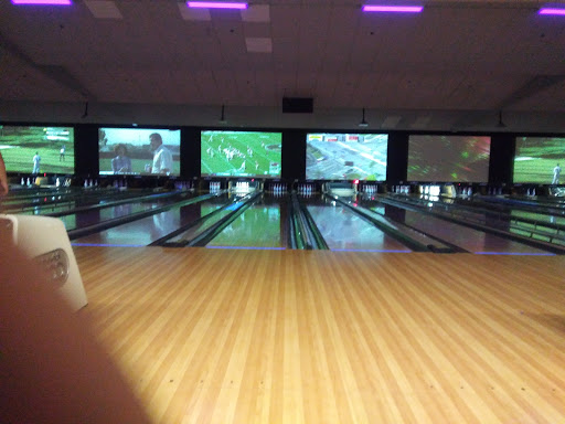 Bowling Alley «AMF Sierra Lanes», reviews and photos, 6450 N Blackstone Ave, Fresno, CA 93710, USA