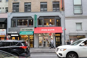 Five Guys image