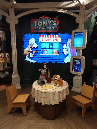Toy Store «Disney Store», reviews and photos, 1 Sun Valley Mall, Concord, CA 94520, USA