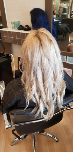 Beauty Salon «Extraordinaire Day Spa», reviews and photos, 4715 E Douglas Ave, Wichita, KS 67218, USA