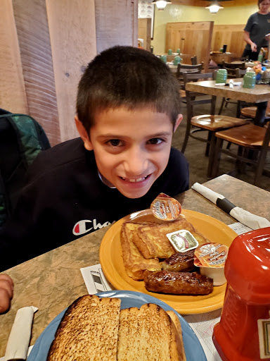 Restaurant «James Street Inn Restaurant & Catering», reviews and photos, 255 James St, Holland, MI 49424, USA