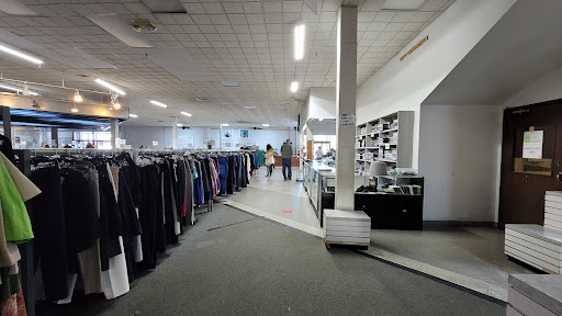 Thrift Store «Best Thrift», reviews and photos, 415 N Military Hwy, Norfolk, VA 23502, USA