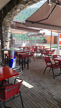 Atmosphère du Loft Montagne Restaurant/Djimmi's bar à Vaujany - n°3
